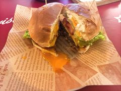 熔岩芝士牛肉汉堡-一杯海(国际海水浴场店)