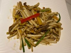 -姜君·千岛湖鱼头馆(浦东大道店)