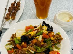 -汗腾格里·风味餐厅(新疆驻京办店)