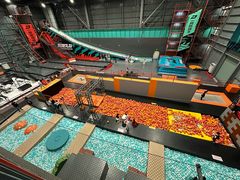 -极限PLAY运动娱乐新世界·团建派对表演休闲馆·室内高空游乐园