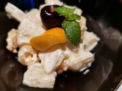 -穹六人间 people 6(岳阳路店)