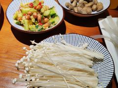 -渝胖子老城区炭火蛙锅(临城店)