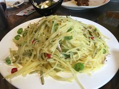 -吴记酱骨炖菜馆(康安路店)