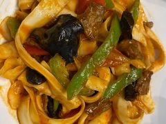 特色牛肉炒刀削麵-清真餐厅·回乡麦客