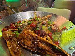 -霸气大叔干锅鸭头·龙虾烧烤·川菜·赛事直播(三里屯店)