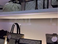 iphone_upload_pic-naraya(Siam Paragon)