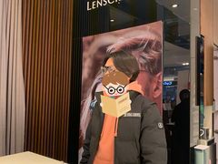 -LensCrafters亮视点(东方新天地店)