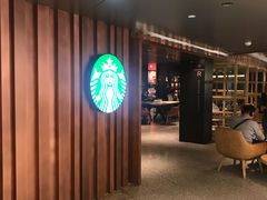 -星巴克臻选(国贸商城首店)