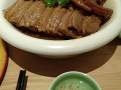 -锦粤宫·融合粤菜(上海金沙江店)