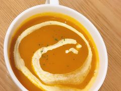 南瓜汤-HELLO 27 意面·沙拉·帕尼尼