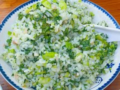 -胡子饮食店