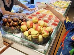 -涨巢·潮玩水疗局