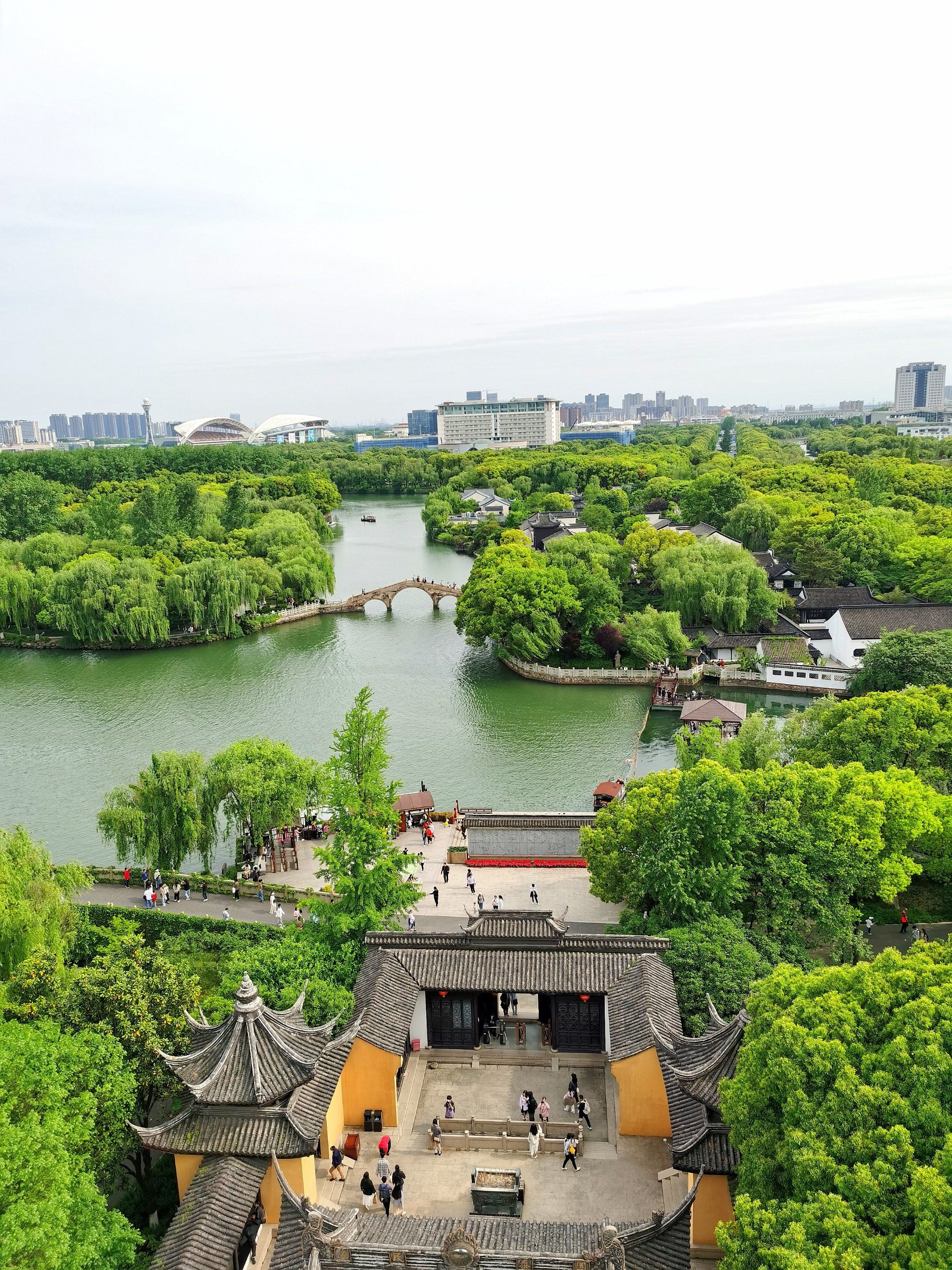 绝对不能错过的免费俯瞰南湖的高塔