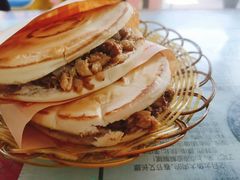 肉夹馍-吕家米皮
