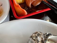 -荣誉国际酒店-云顶旋转餐厅