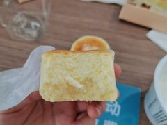 半熟芝士榴莲味-好利来(上海虹桥新天地Lab主题店)