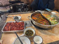 -沈记酸菜牛肉火锅店(九号路店)