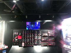 -ROG玩家国度(美罗城店)