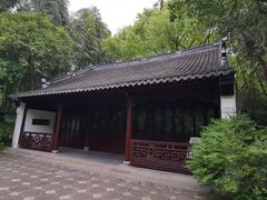 -汇龙潭