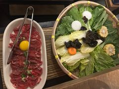 -尚尚仙·酸汤猪手·猪肚鸡火锅(华联万柳购物中心店)