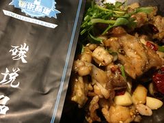 -西街夜油条·麻团包乌饭