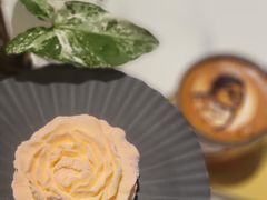 -潮一不贰·法式甜品·生日蛋糕·西式简餐(外滩店)