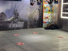 -VR+乐园·VR电竞·家庭亲子·密室逃脱·轰趴团建