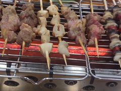 -哈尔滨小酒馆·鲜肉现穿自助烧烤(康新花园店)