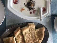 -马尔龙新疆饭店·清真(瑞景店)