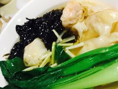 紫菜鲜虾云吞-龙记烧腊茶餐厅(常德路店)