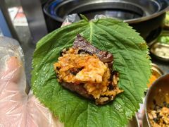 -草家酱蟹炭火烤肉店(珲春南路二店)