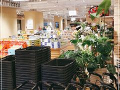 大堂-七鲜超市(瑞虹天地太阳宫店)