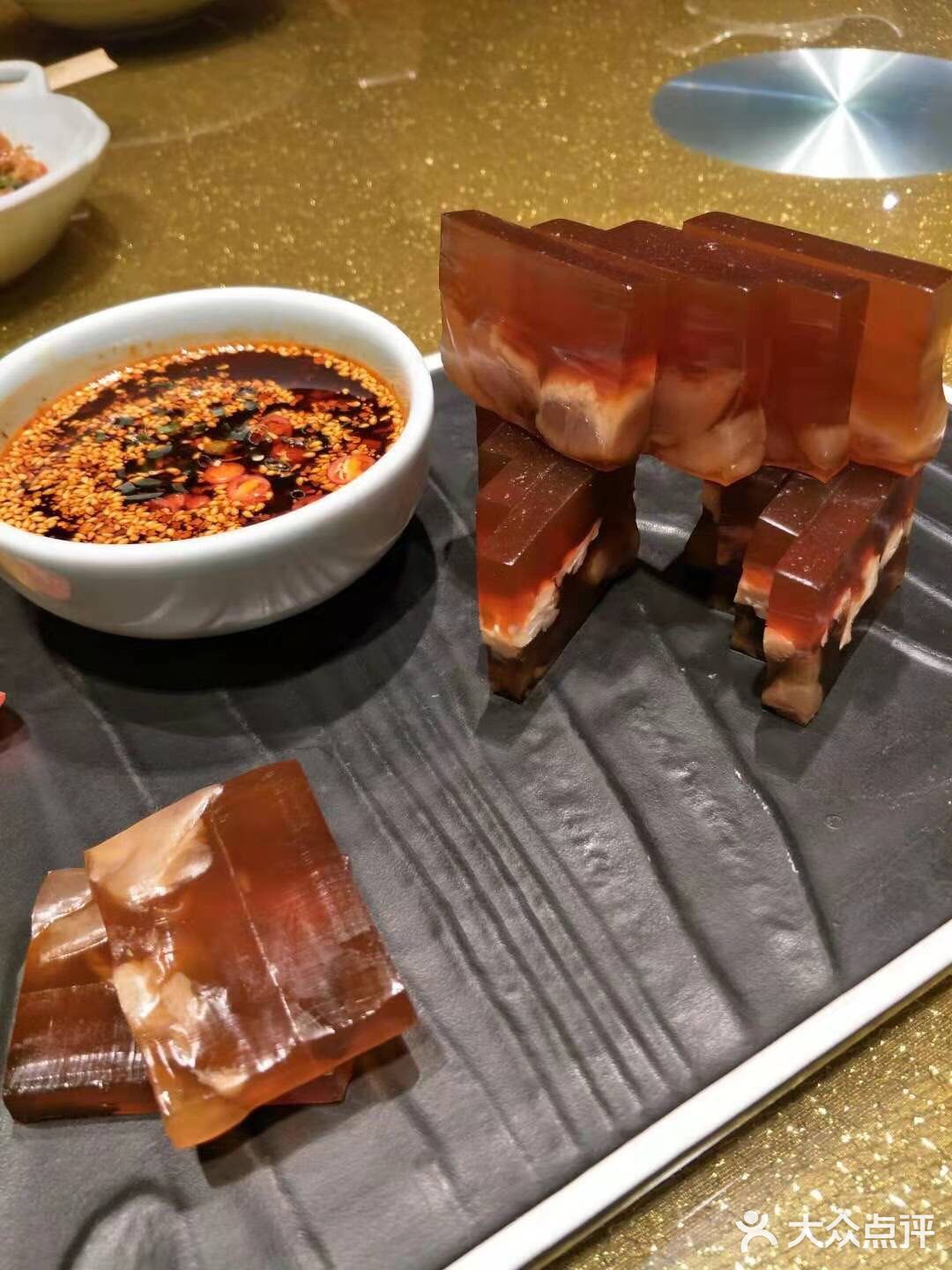 快来吃蒸全羊咯