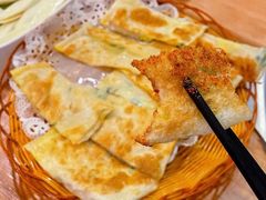 鸡蛋葱花飞饼-洪大厨鸡煲(福田店)