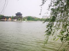 -春兰国宾馆(凤城河风景区老街店)