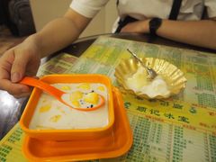 芒果鲜奶紫米露-顺记冰室(宝华路店)