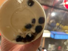 -喜茶(杭州滨江宝龙店)