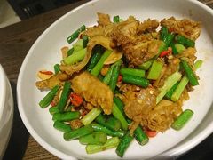 -龙巢盱眙龙虾·牛蛙·烧烤宵夜(八卦岭店)