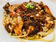 樱桃蟹脚热干面-早酒肖汉老味拌面