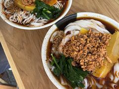 -洪记凉米线(新兴路店)