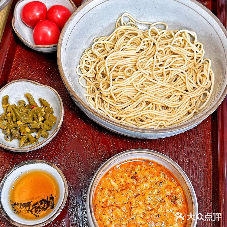 来大卫城就是为了这碗蟹黄面！每碗10只蟹️