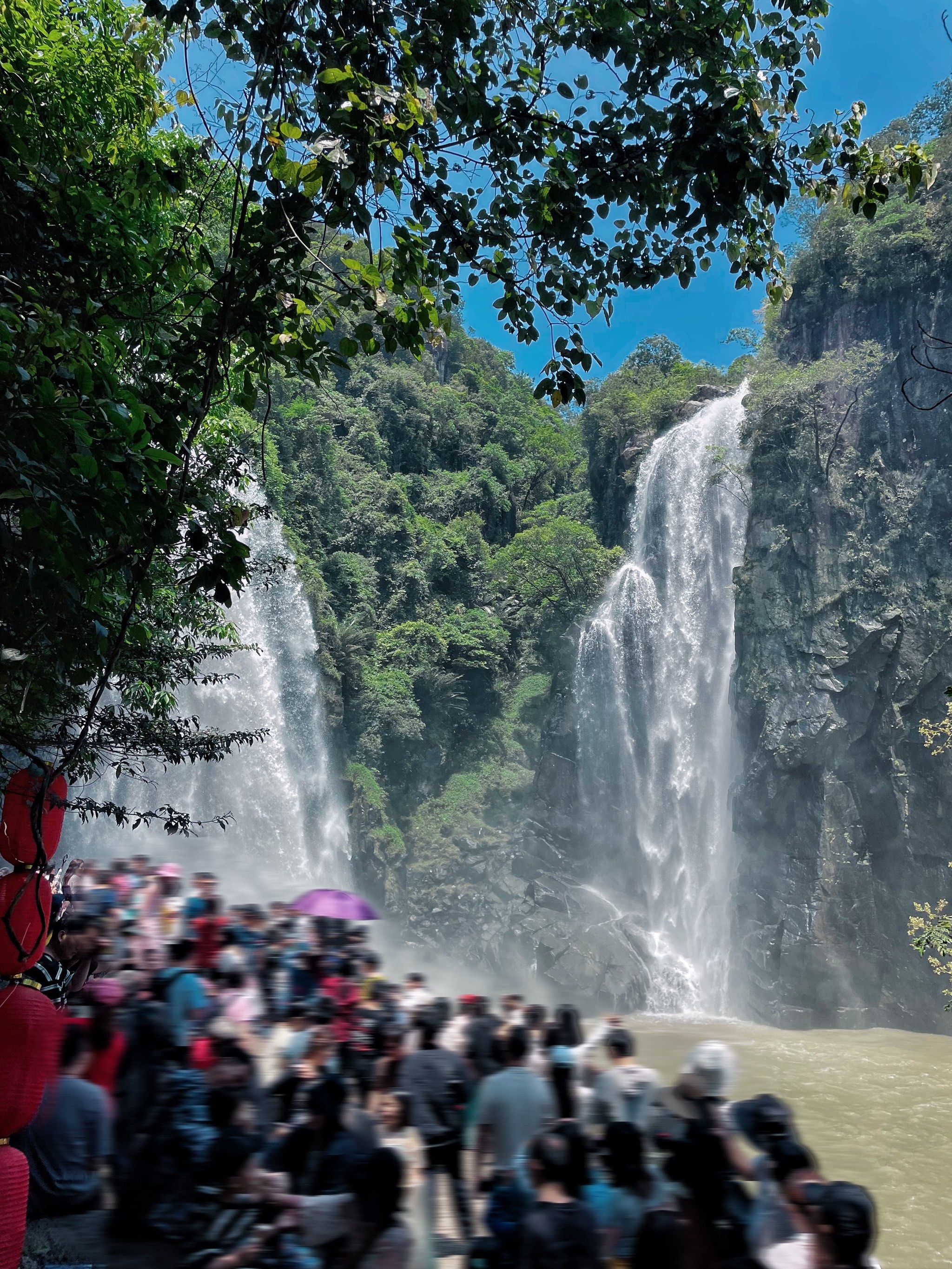 五一假期的九鲤湖瀑布