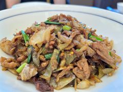 白辣椒炒肉-回头食客-李久其家民间餐厅(望城金桥国际店)
