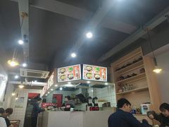 -回味碗土家洋芋饭(财信城市国际店)