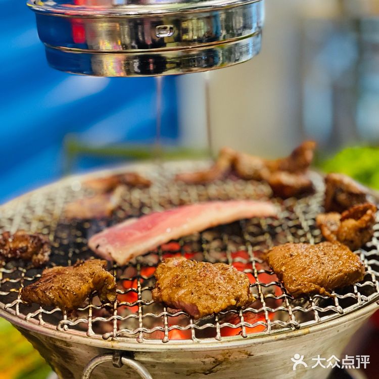 回忆杀超怀旧风~永安里地摊烤肉~边吃边玩边回忆！