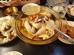 -满格嗦新疆椒麻鸡火锅.炒米粉(川大江安校区店)