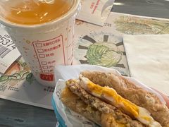 -麦当劳(东方时代广场分店)