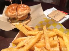 -狗發汉堡(湖塘店)