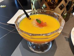 -鼎泰亨·海鲜牛肉餐厅(滨江店)