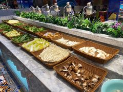 自助取餐区-火锅岛潮牌自助餐厅(天津天佑城店)